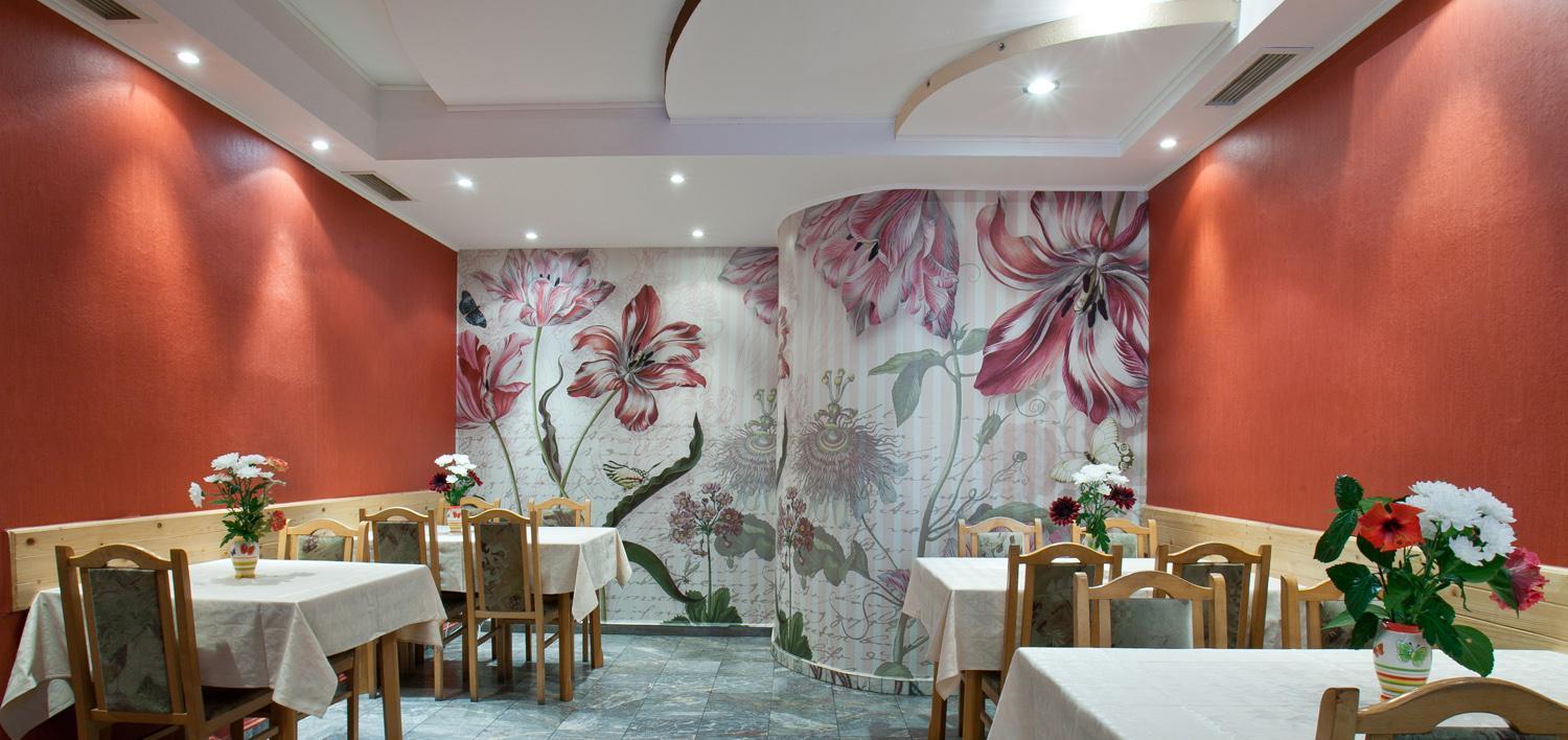 Family Hotel Central بورغاس المظهر الخارجي الصورة